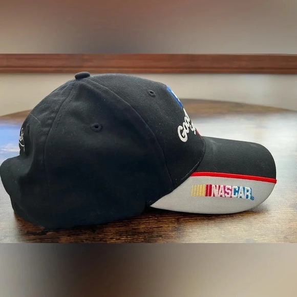 VINTAGE BUNDLE: NASCAR. 3- Dale Earnhardt baseball caps + #3 pin. - Picture 5 of 16